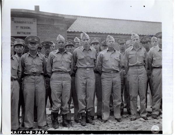 제7의무대대 본부를 방문한 조선국방경비대, 1948-09-02