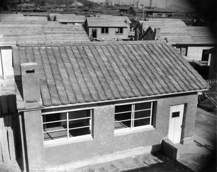 완공된 안암동 재건주택(1953)